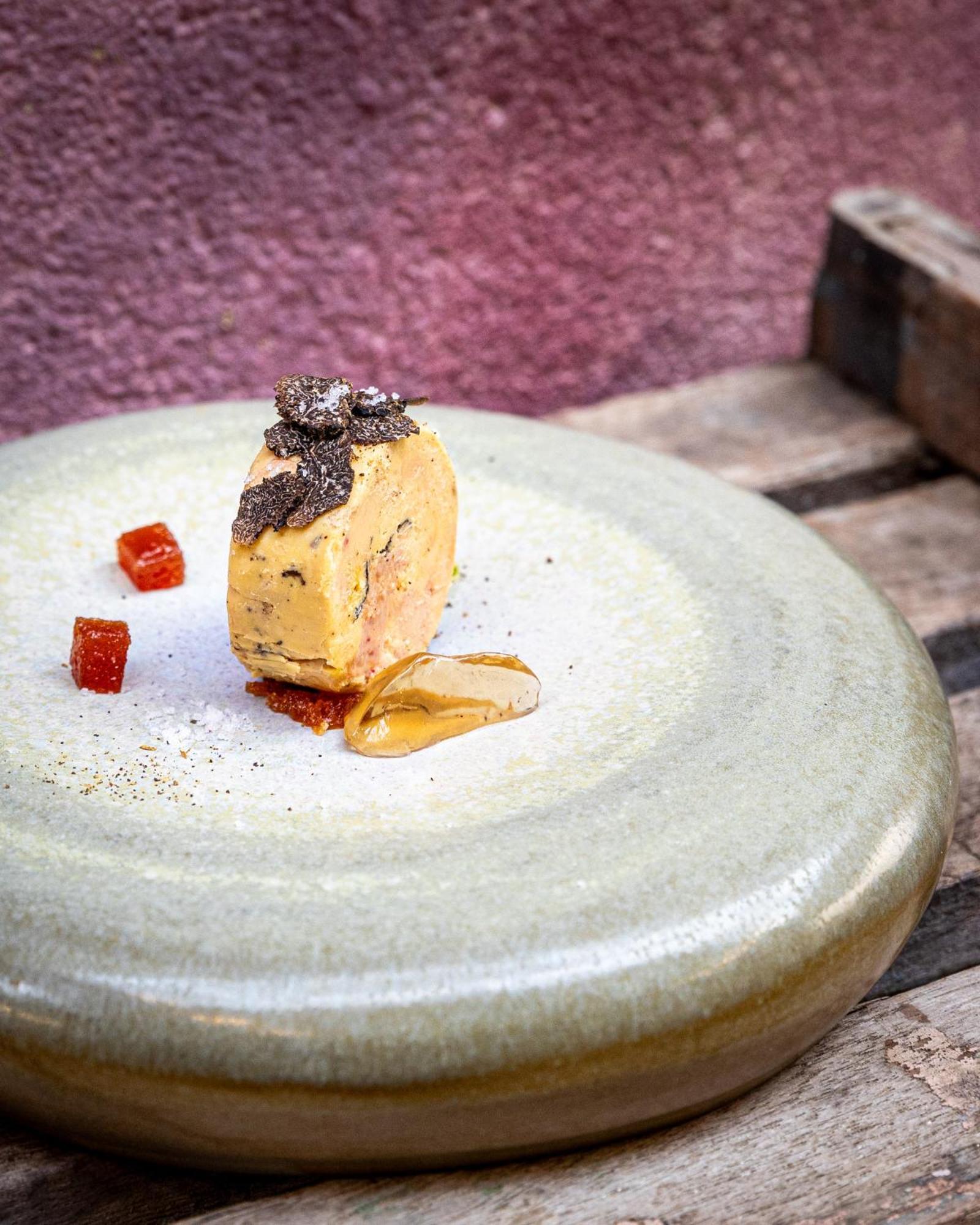 Village Castigno - Wine Hotel & Resort Assignan 外观 照片
