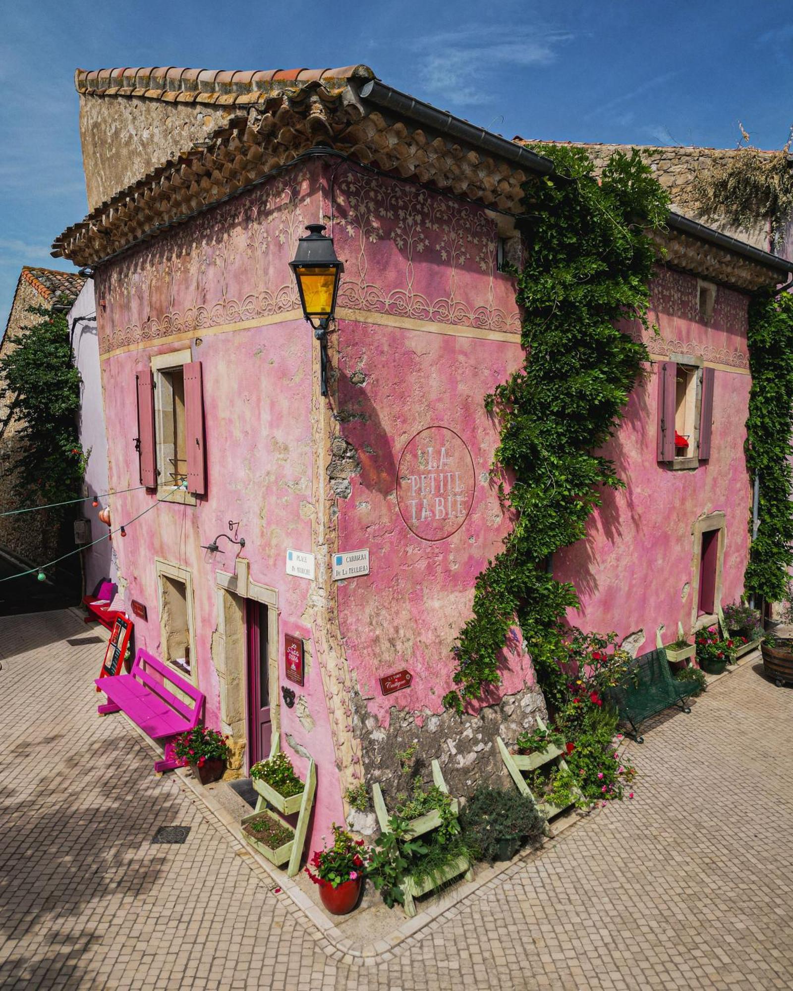 Village Castigno - Wine Hotel & Resort Assignan 外观 照片